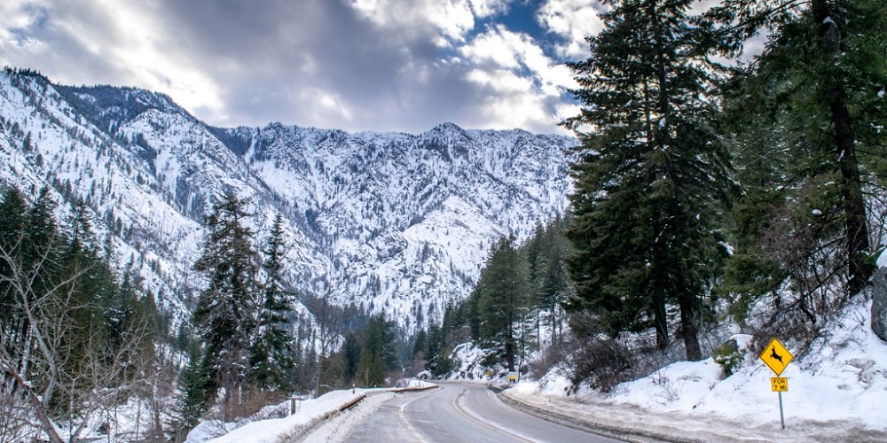 SAR Team Rescues Injured Hiker on Cascade Mountains