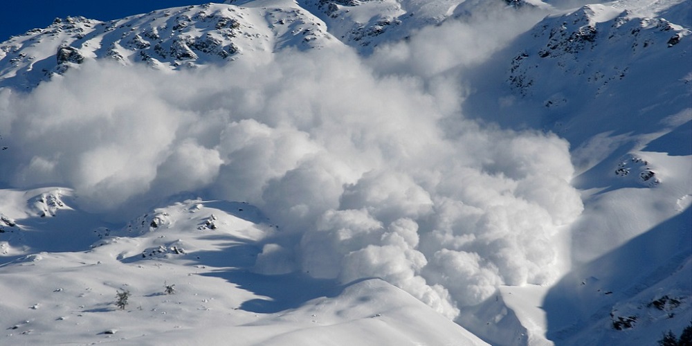 Avalanche Kills Skier Near Diamond Lake