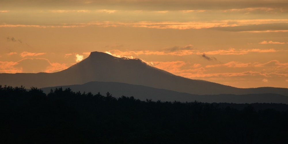 NH Fish and Game Rescues Injured Woman From Mount Pierce