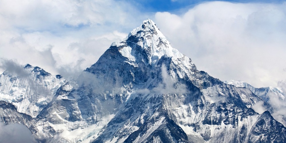 Search Continues For Missing Hiker in Mount Field National Park